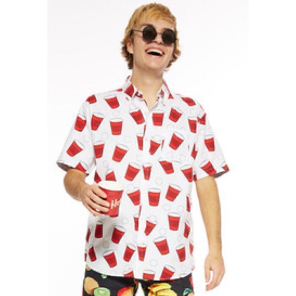 Rare-Super Massive Cotton Beer Pong Hawaiian shirt Size L / NWT